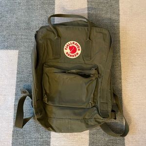 Fjallraven Backpack (Army Green)
